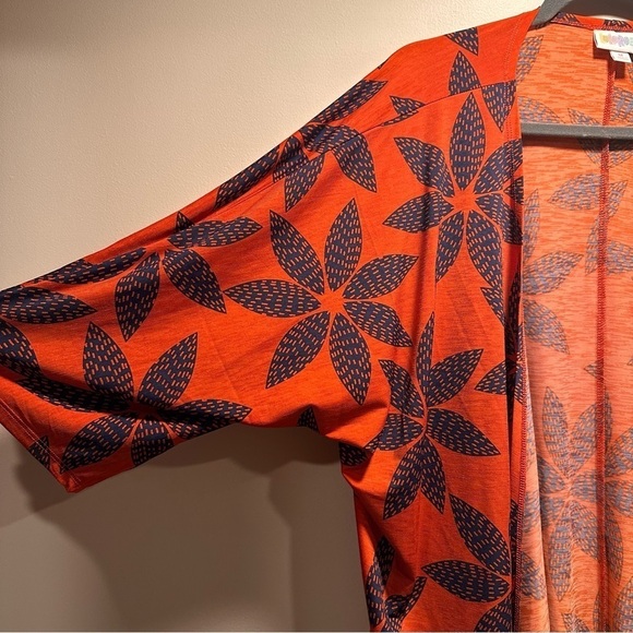 LulaRoe Lindsay Short Kimono 3/4 Sleeve High Low Hemline Airy Red 10,12,14,18 M - Picture 8 of 16